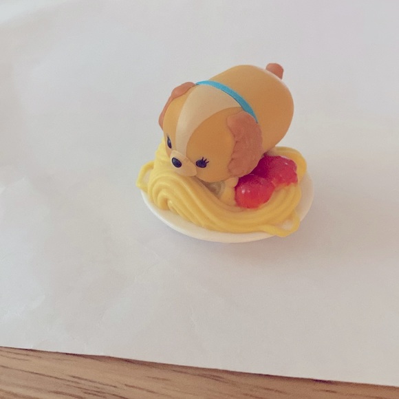 Disney Tsum Tsum Lady Mystery Pack - Picture 2 of 9